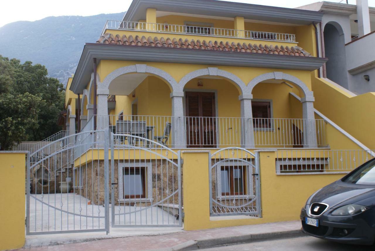 Casa Mariolu 2 Apartman Cala Gonone Kültér fotó
