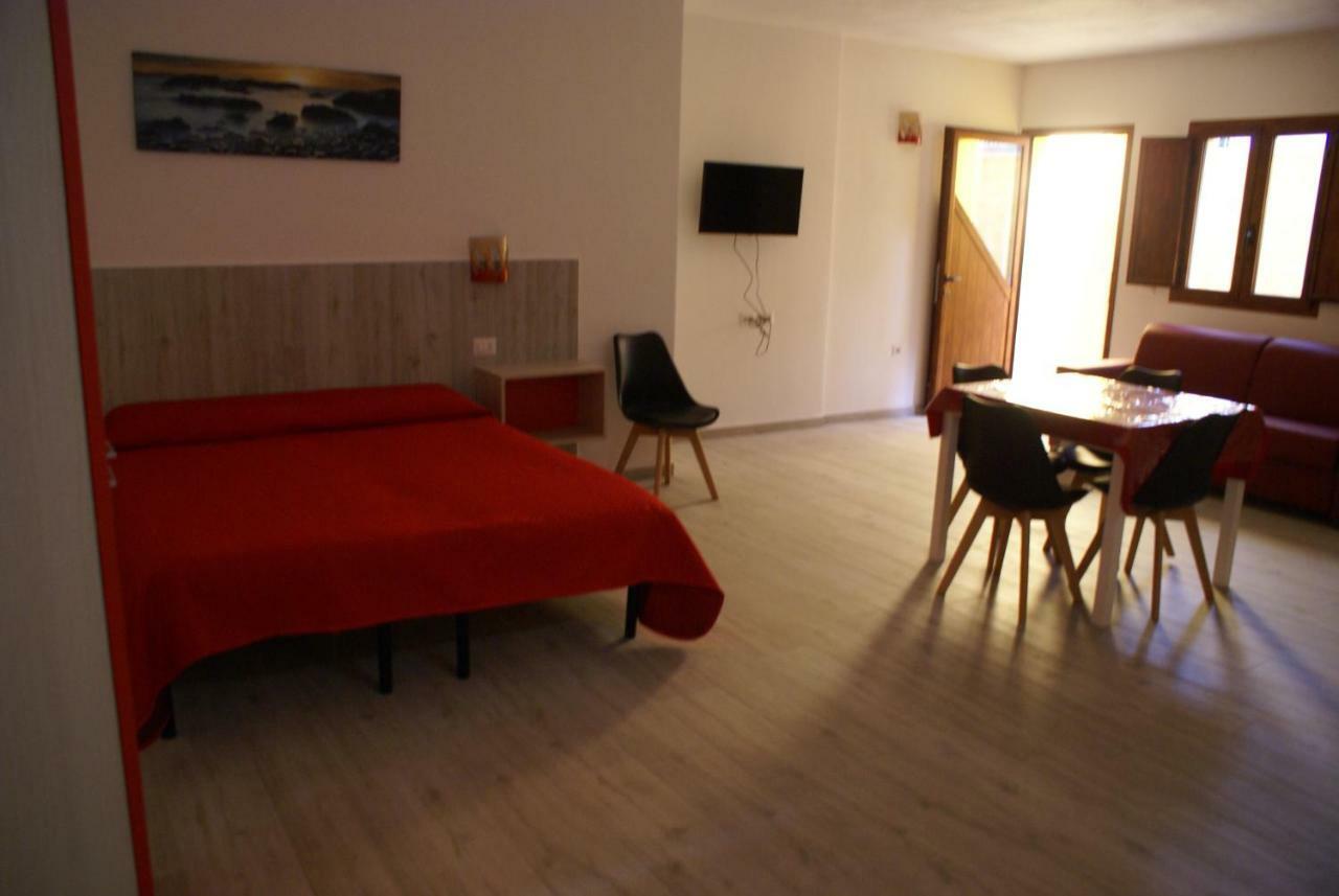Casa Mariolu 2 Apartman Cala Gonone Kültér fotó